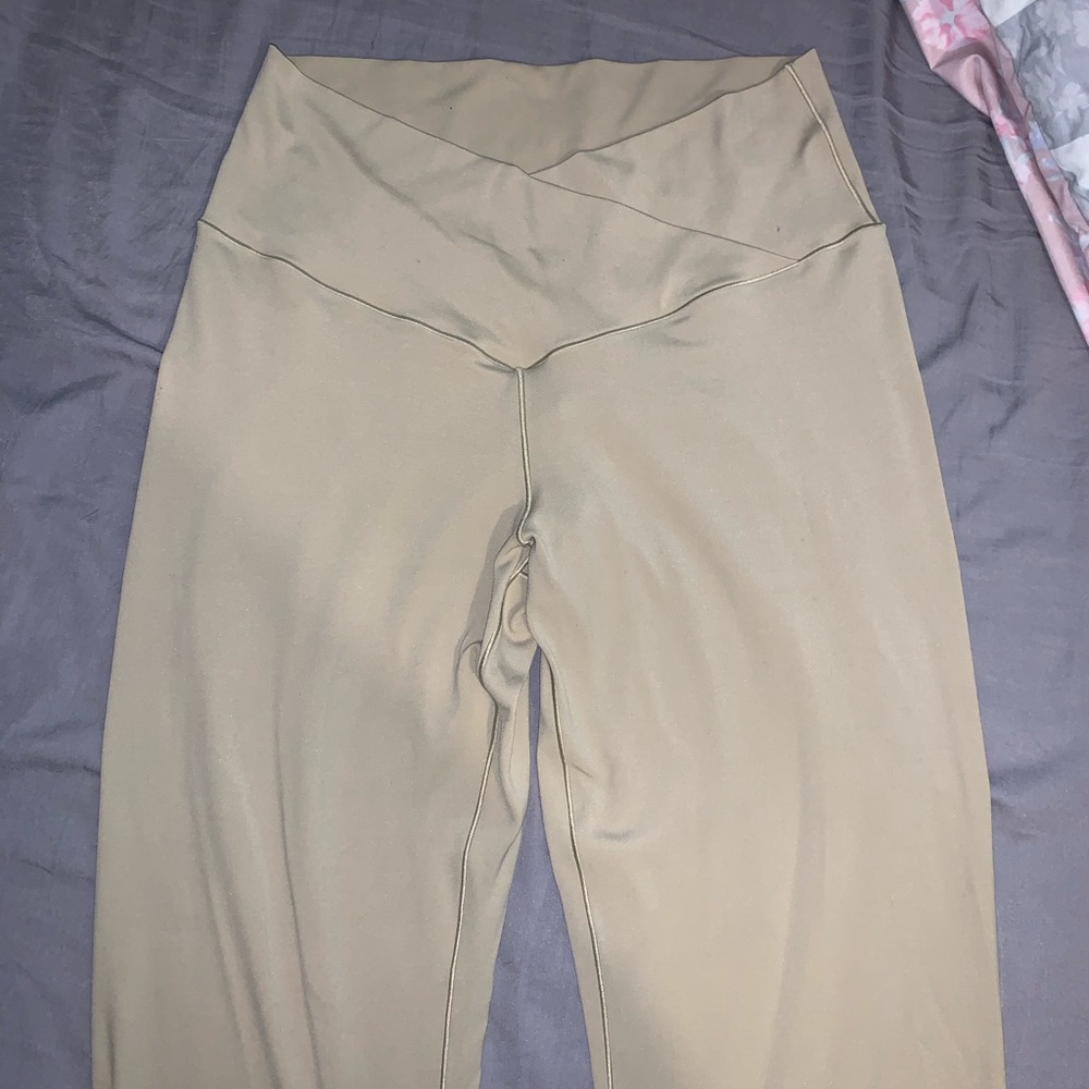 Aerie Offline cross flare leggings
